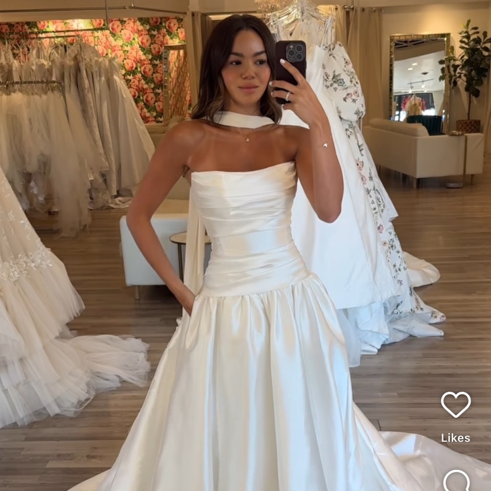 Watters Leighton Wedding Gown Size 6 - Picture 1 of 13